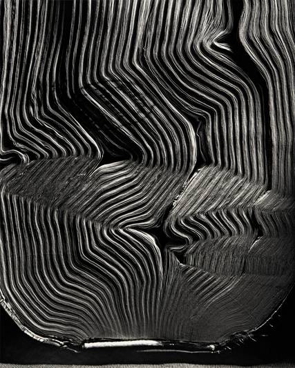 Abelardo Morell, Book with Wavy Pages, 2001 © Abelardo Morell / Courtesy of the artist and Edwynn Houk Gallery, New York and Zurich