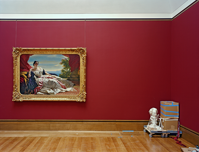European Painting 1850–1900 Gallery, J. Paul Getty Museum, 1997, Robert Polidori, chromogenic print. Courtesy of the artist in conjunction with The Lapis Press. © Robert Polidori