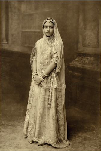 Rathorji Maharani Sushil Devi of Udaipur,née Princess Sushil Kanwarji Sahib of Bikaner, c. 1930, Archival pigment print Courtesy Maharaja Ganga Singhji Trust / Tasveer