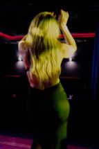 Hannah Darabi. Why Don't You Dance? - Photo Elysee