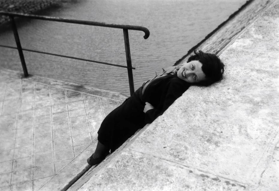 Denise Bellon, Autoportrait, Paris, 1934 © Denise Bellon / AKG Images