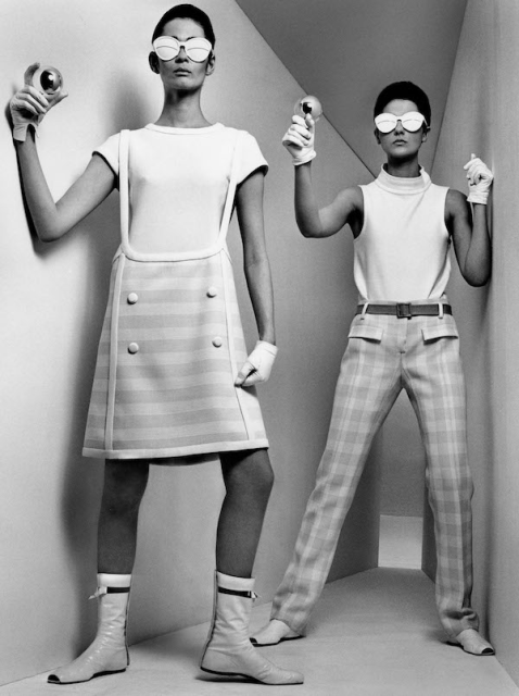William Klein, Courrèges in a box, Paris (Vogue), 1965 - Courtesy of the artist and Gallery Fifty One.