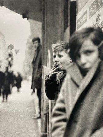 Gyula Zaránd, Street Children, 1964 - Courtesy of Gyula Zarándand Galerie Olivier Waltman.
