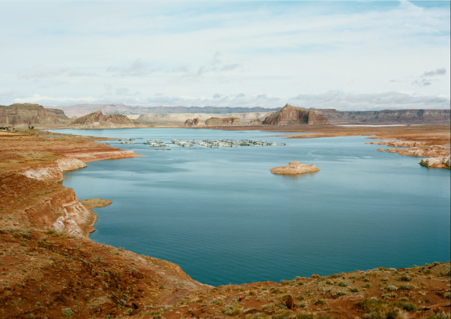 Victoria Sambunaris, Untitled, (Wahweap marina), Lake Powell, Page, Arizona, 2023 - Courtesy of the artist and YANCEY RICHARDSON.