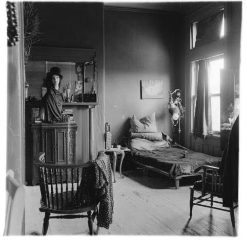 Diane Arbus, Nancy Bellamy’s bedroom, N.Y.C. 1961 - Courtesy of the artist and Fraenkel Gallery.