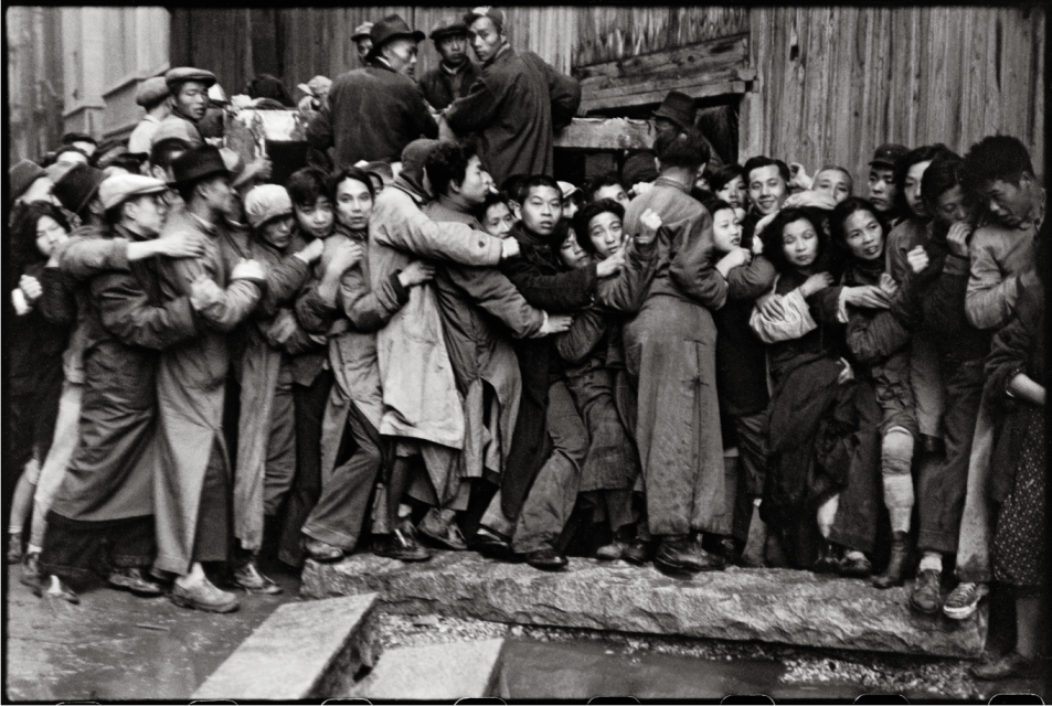 Derniers jours du Guomindang, Shanghai, Chine, décembre 1948 © Fondation Henri Cartier-Bresson / Magnum Photos