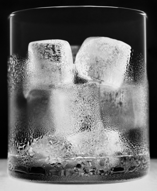 Amanda MeansWater Glass 89 (3/5), 2023, Courstesy of the artist and gallery