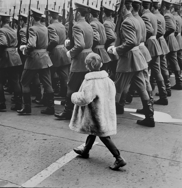 Pas de Parade, 1968