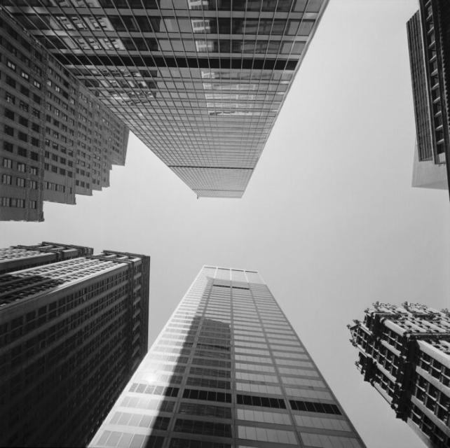 Phyllis Lambert, Negative space, New York City, 1968 (chromogenic print). Phyllis Lambert Collection, Montreal, PL-1596. © Phyllis Lambert.