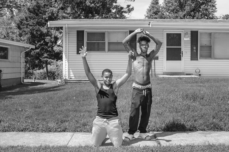 Philip Montgomery: Canfield Drive II, Ferguson, Missouri, August 2014, from the series American Mirror, 2021. © Philip Montgomery