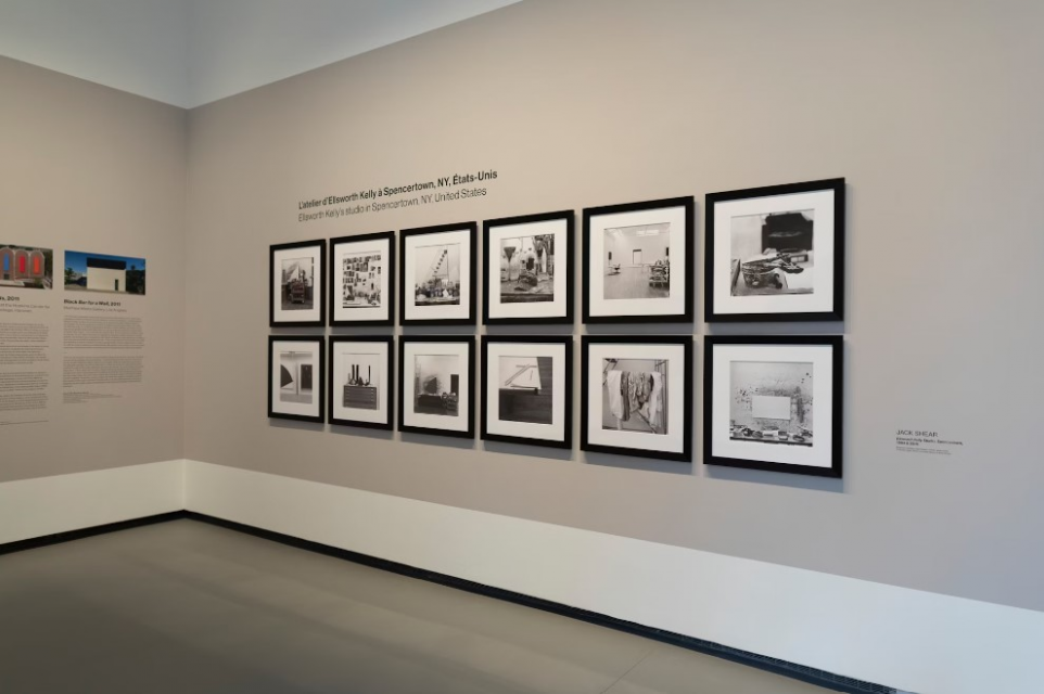 Vue d'installation de l'exposition &quot;Ellsworth Kelly. Formes et couleurs, 1949-2015&quot;  © Fondation Louis Vuitton / Louis Bourjac