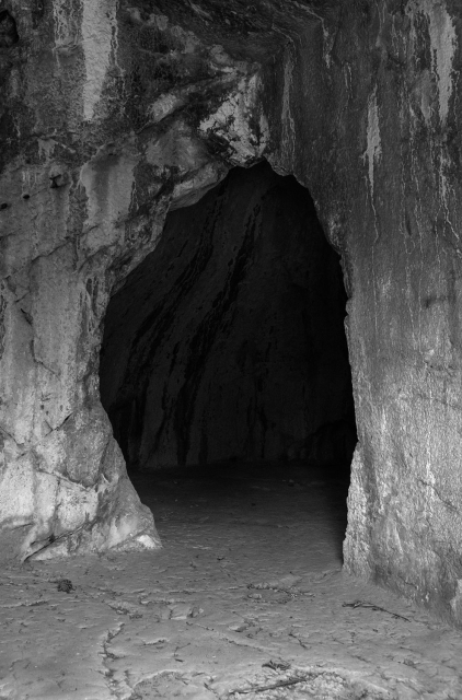 Mårten Lange, Cave, 2024 - Courtesy of the artist & ROBERT MORAT GALERIE, Berlin