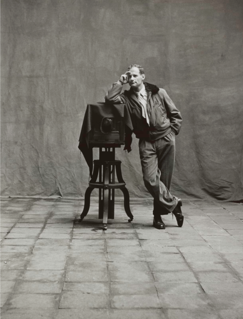 &quot;Picture of self&quot;, Cuzco, 1948 © The Irving Penn Foundation