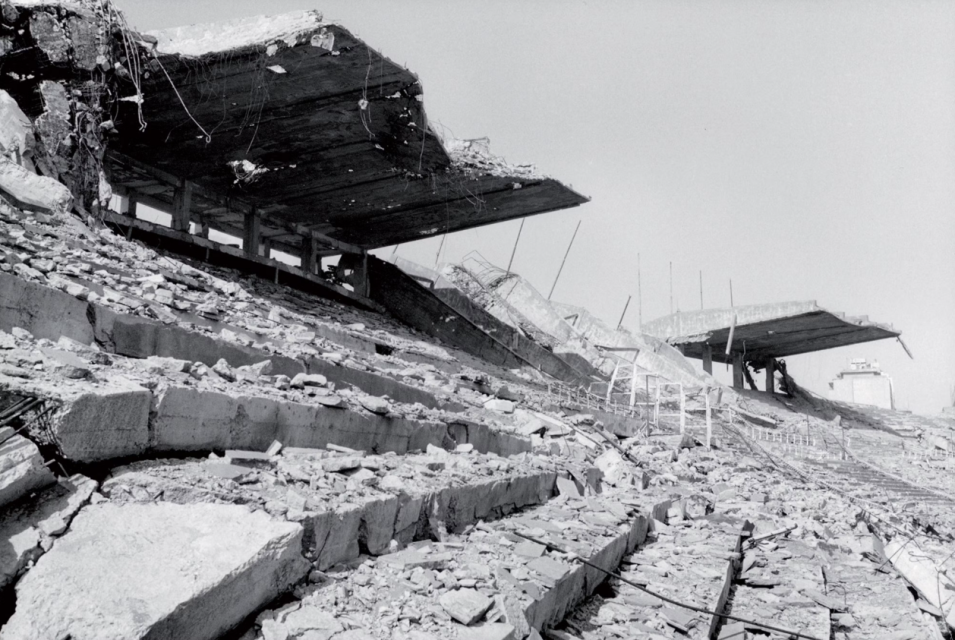 Sophie Ristelhueber, &quot;Beyrouth&quot;, Photographies, 1984 - Courtesy of the artist, POGGI & Hasselblad Center