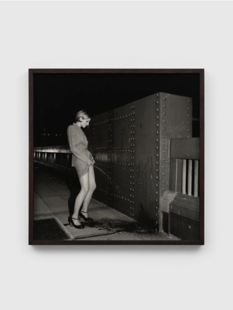 Sophy Rickett, Pissing Women, 1995 - Courtesy of the artist and Cob Gallery.