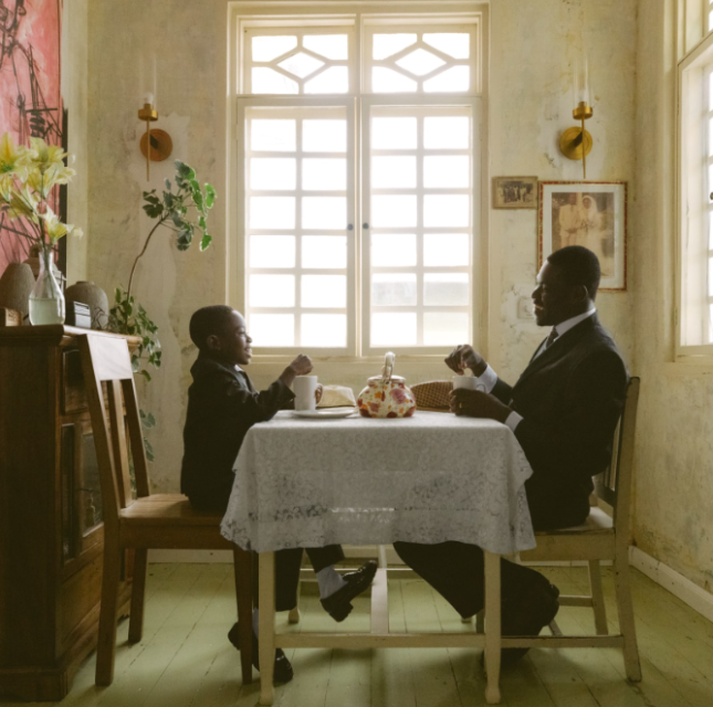 Carlos Idun-Tawiah, Broken Bread, Accra, Ghana, 2024 - Courtesy of the artist and Alta.