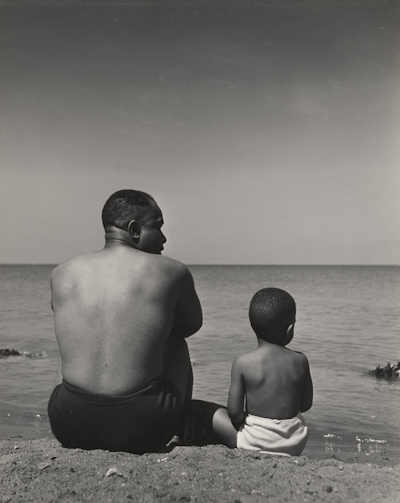 Wayne Forest Miller, &quot;Father and son&quot;, 1947. Gift of Wayne F. Miller Family, M2023.201 © Wayne F. Miller Estate